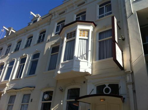 Amsterdam Hotel Parklane - image 5