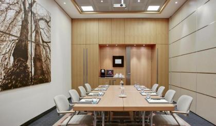 Steigenberger Airport Hotel Amsterdam - image 19