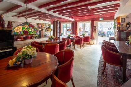 Amsterdam House Hotel - image 17