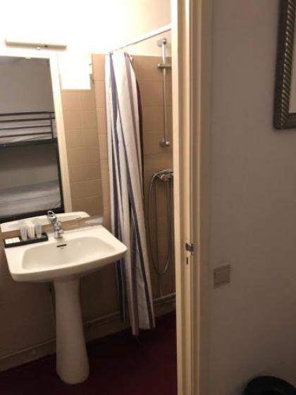 Amsterdam House Hotel - image 2