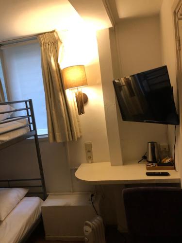 Amsterdam House Hotel - image 4