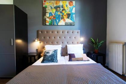 Quentin England Hotel - image 18