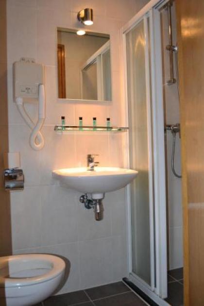 Hotel Continental Amsterdam - image 20