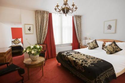 Ambassade Hotel - image 8