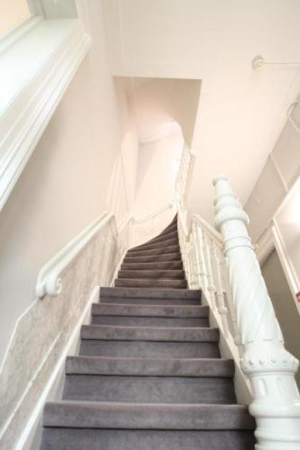 Apple Inn Hotel - image 12