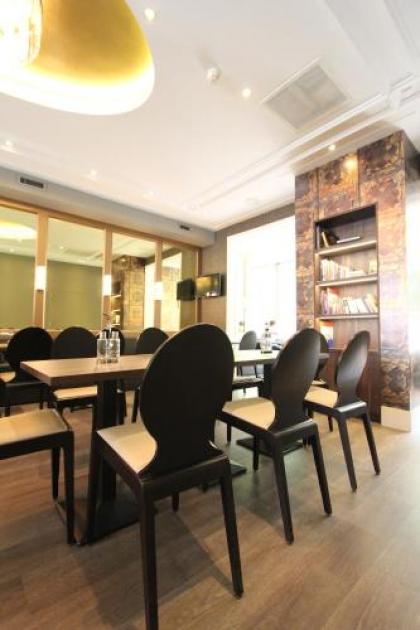 Apple Inn Hotel - image 7