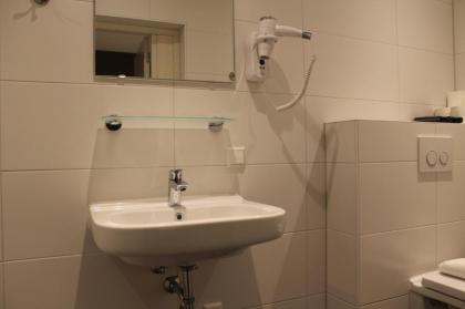 Aston City Hotel - image 18