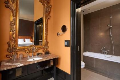 The College Hotel - image 11