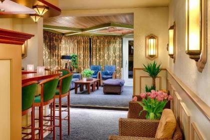 Owl Hotel - image 20