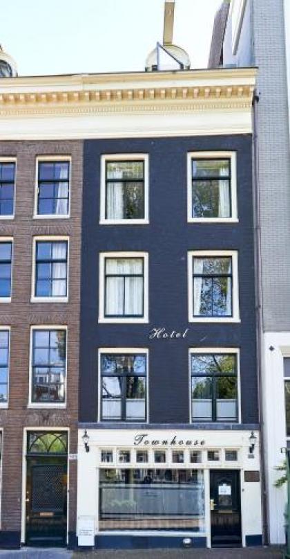 The Townhouse Hotel - image 2