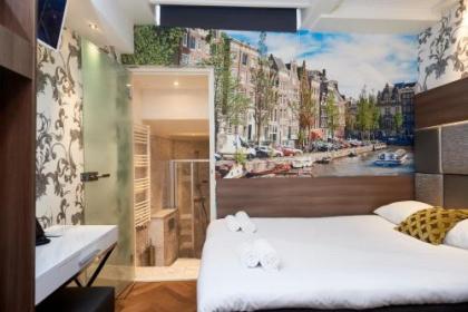 The Townhouse Hotel - image 5