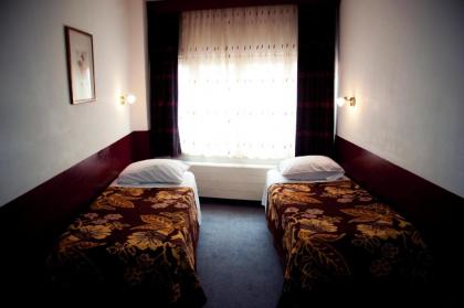 Budget Hotel Ben - image 17