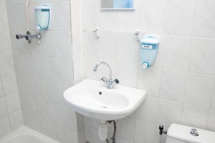 Budget Hotel Ben - image 20