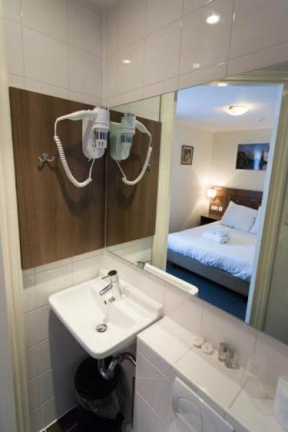 Hotel Park Plantage - image 13