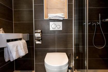 XO Hotel Inner - image 20