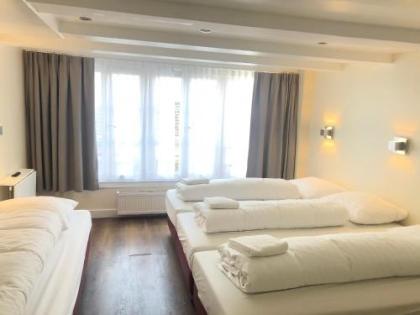 Hotel Damrak Inn - image 10