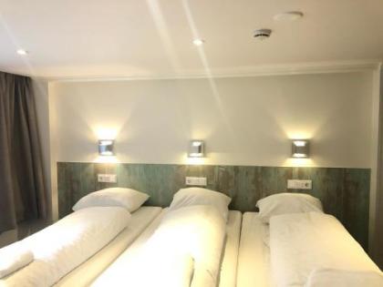 Hotel Damrak Inn - image 13