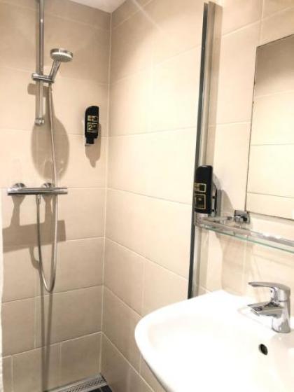 Hotel Damrak Inn - image 8
