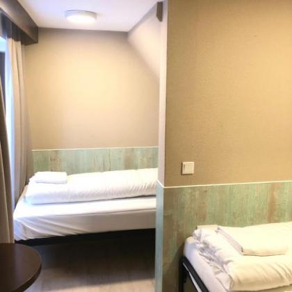 Hotel Damrak Inn - image 9