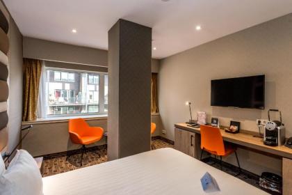 XO Hotels Blue Tower - image 12