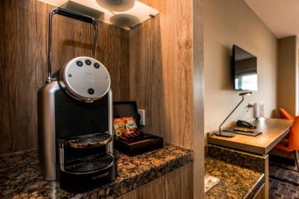 XO Hotels Blue Tower - image 15