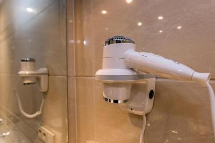 XO Hotels Blue Tower - image 18