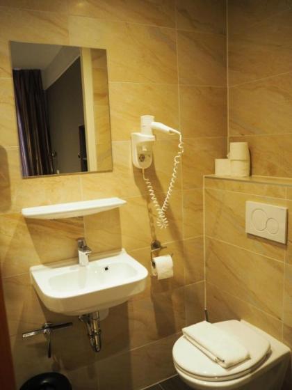 Hotel Blossoms City - image 19