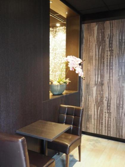 Hotel Blossoms City - image 3