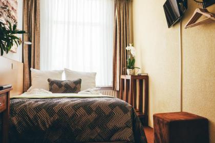 Jupiter Hotel - image 4