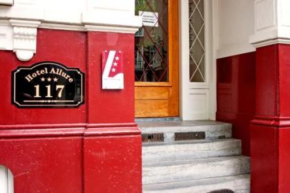 Hotel Allure - image 1