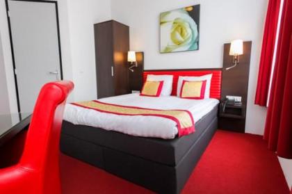 Hotel Allure - image 2