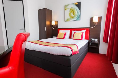 Hotel Allure - image 2