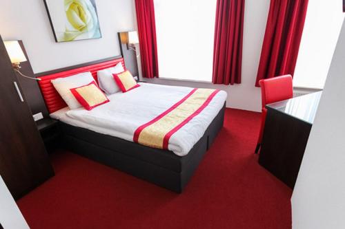 Hotel Allure - image 3