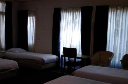Hotel 83 - image 14