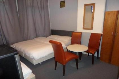 Hotel Schroder - image 2