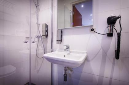 Amsterdam Downtown Hotel - image 5