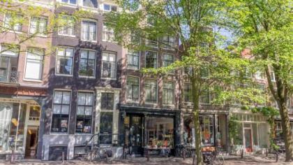 't Hotel - image 1