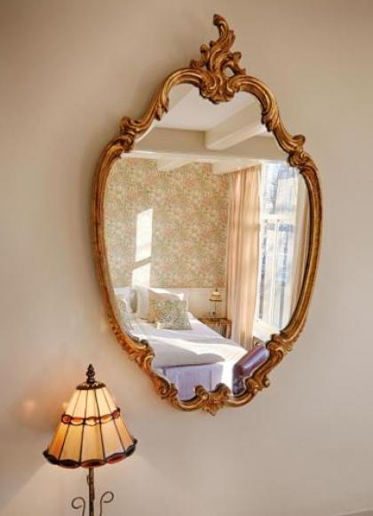 't Hotel - image 15