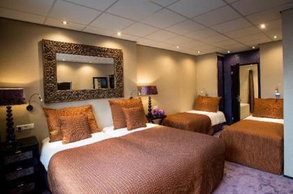 Hotel Sebastians - image 4