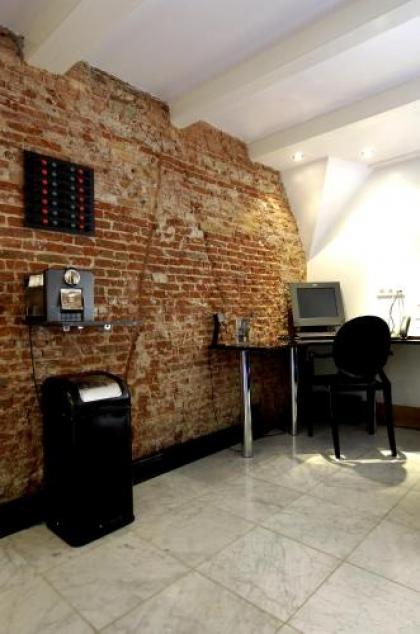 Amsterdam Boutique Apartments - image 10