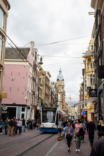 Amsterdam Hostel Leidseplein - image 8