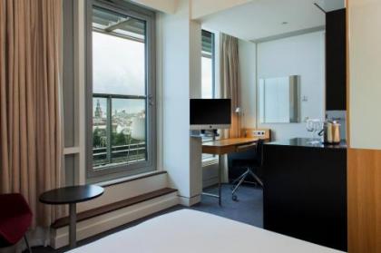 DoubleTree by Hilton Amsterdam Centraal Station - image 16