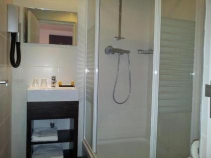 The Concert Hotel - image 20