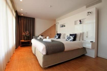 The Bank Hotel - image 12