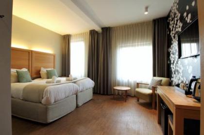 The Bank Hotel - image 13