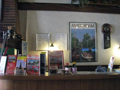 Budget Hostel Sphinx - image 2