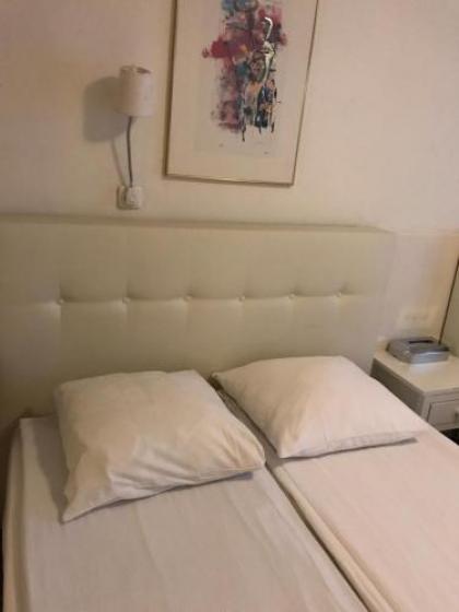 Budget Hostel Sphinx - image 4