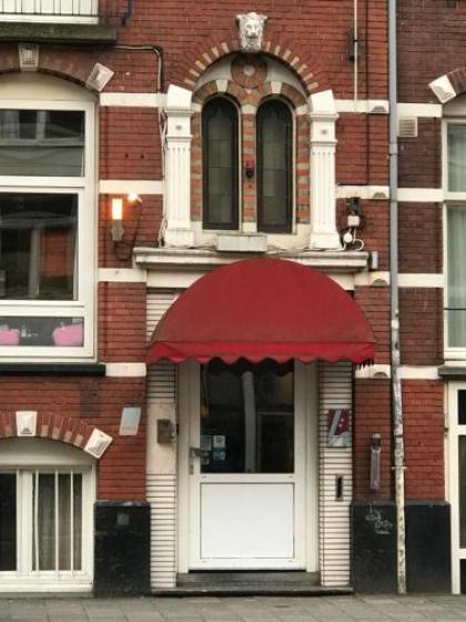 Budget Hostel Sphinx - image 8