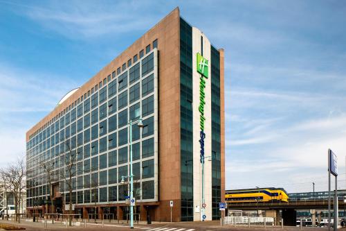 Holiday Inn Express Amsterdam - Sloterdijk Station - main image