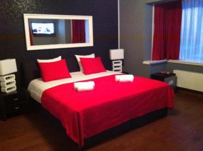 Alex Rooms - image 14